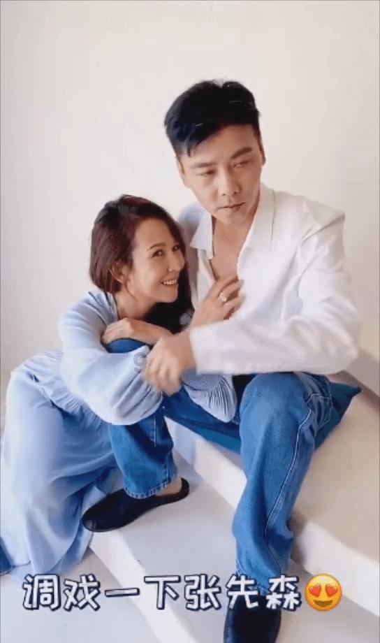 逃离蓝色之林