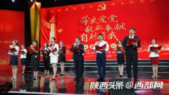 “朱莉之夜”丨 全主创阵容齐聚，八位主演盛装亮相！